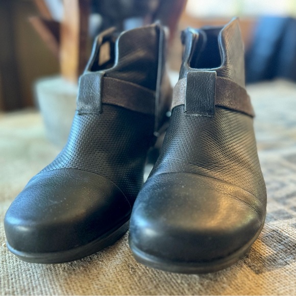 Naot Ankle Boots - Picture 2 of 10